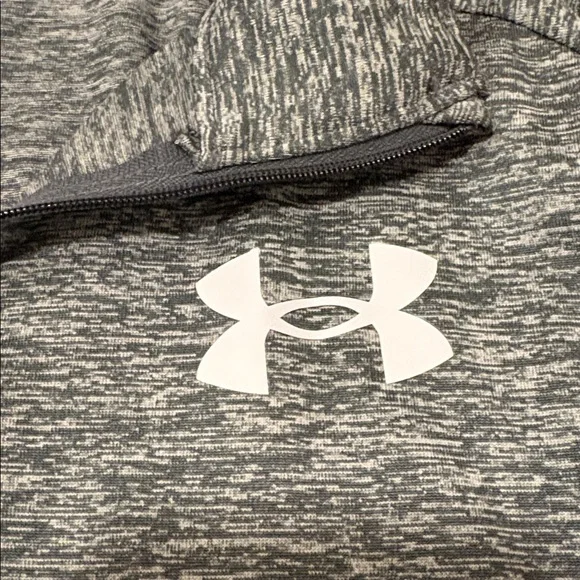 NWT! Under Armour 1/4 zip - Picture 3 of 6